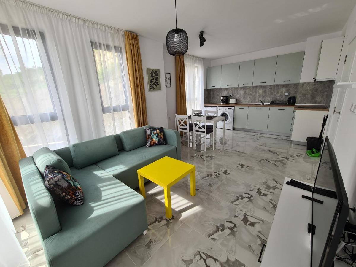 Gold Beach Apart Obzor Apartment ภายนอก รูปภาพ