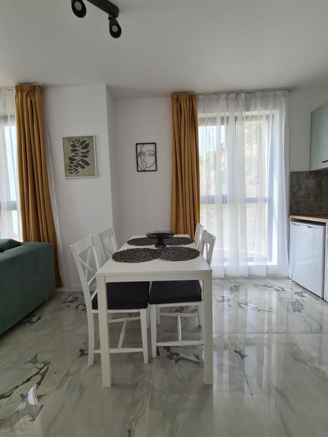 Gold Beach Apart Obzor Apartment ภายนอก รูปภาพ